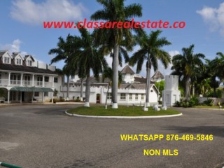MONTEGO BAY, St. James, Jamaica - Apartment for Sale